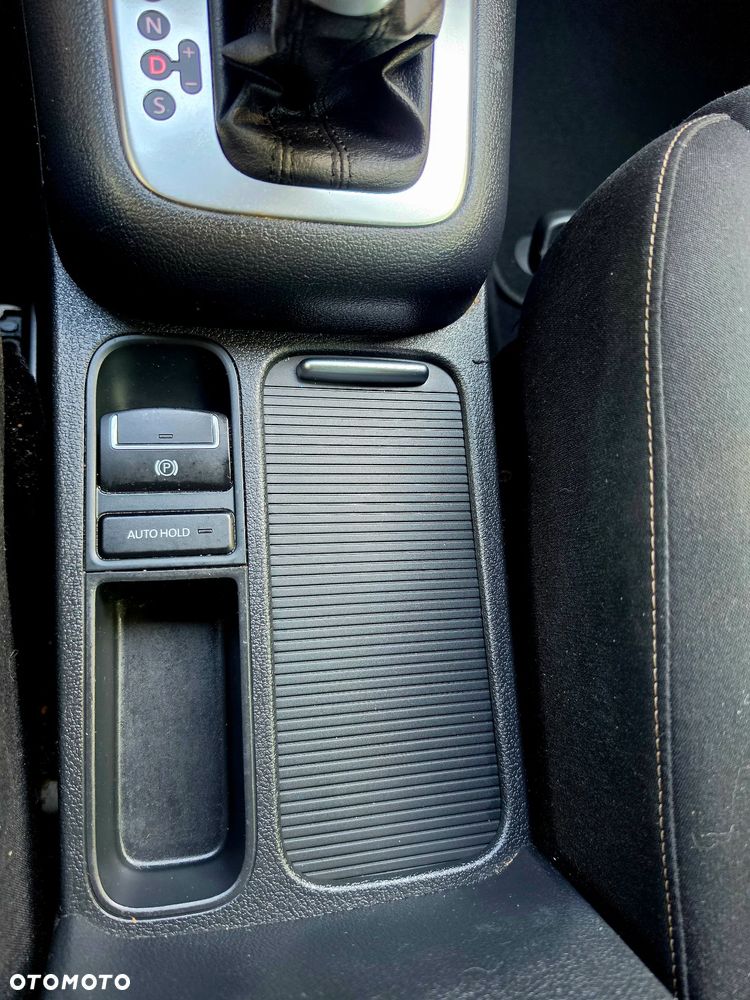Volkswagen Tiguan 2.0 TDI 4Mot Perfectline R-Style DSG - 32