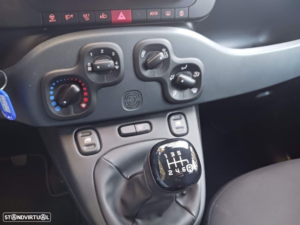 Fiat Panda 1.0 Hybrid City Cross - 19