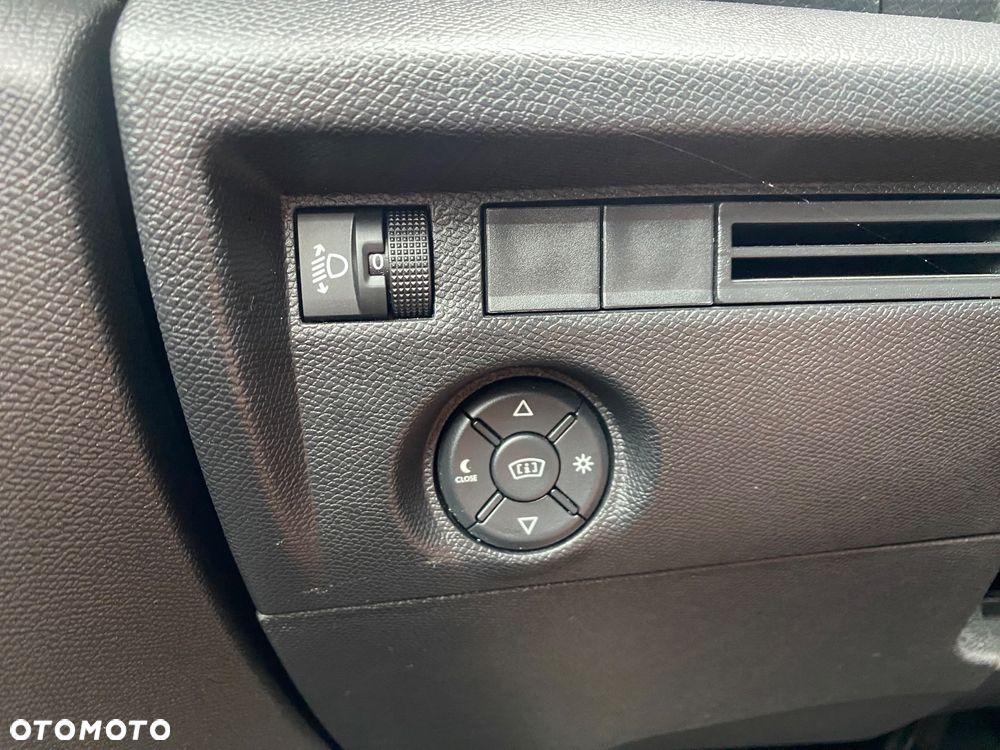 Citroën C4 PureTech 130 Stop&Start EAT8 FEEL PACK - 16