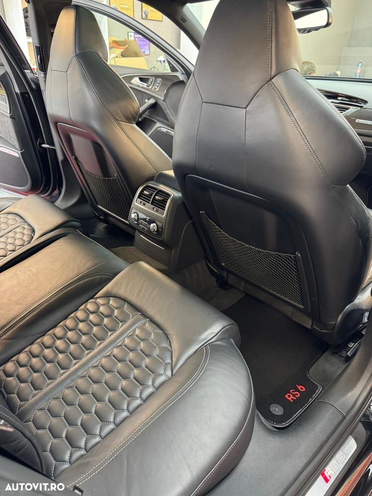 Audi RS6 4.0 TFSI quattro Tiptronic - 11