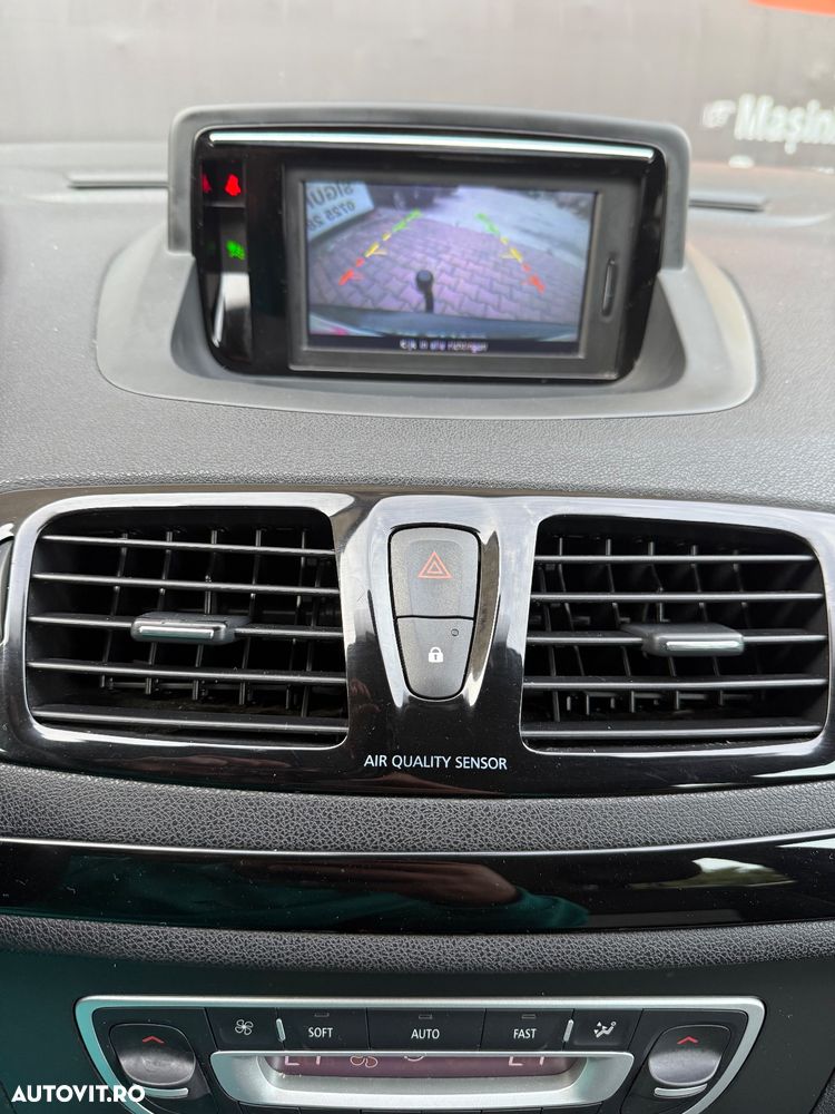 Renault Megane ENERGY dCi 110 Start & Stop Bose Edition - 26