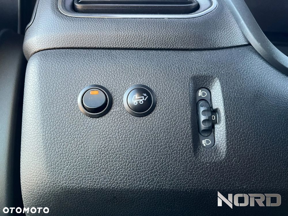 Renault Master 2.3 Chłodnia+Winda - 25