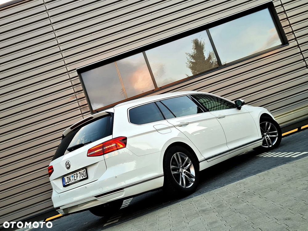 Volkswagen Passat Variant 2.0 TDI SCR DSG BlueMotion Highline - 13