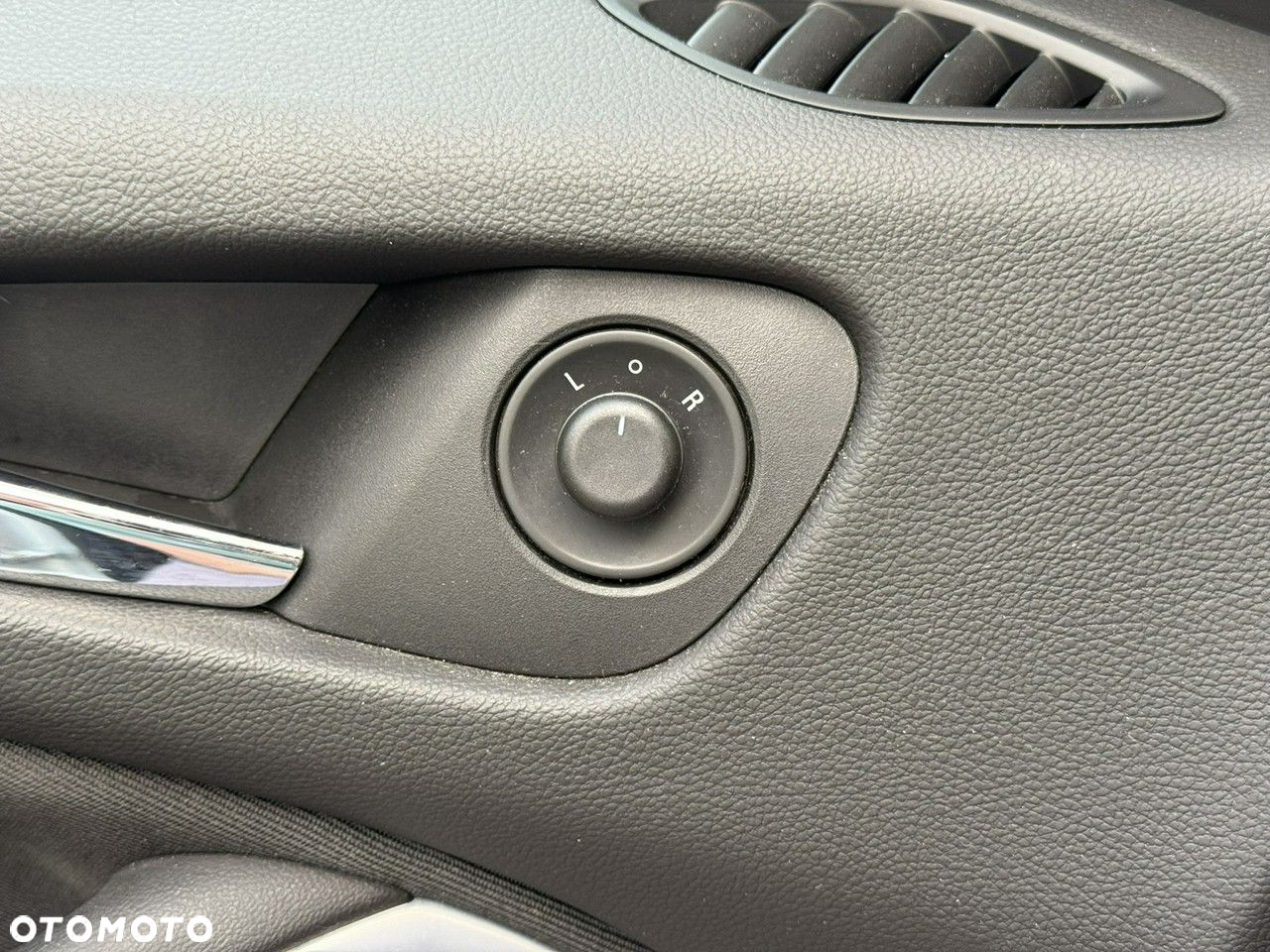 Opel Zafira - 25