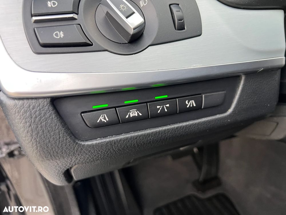 BMW Seria 5 520d xDrive Aut. Luxury Line - 9
