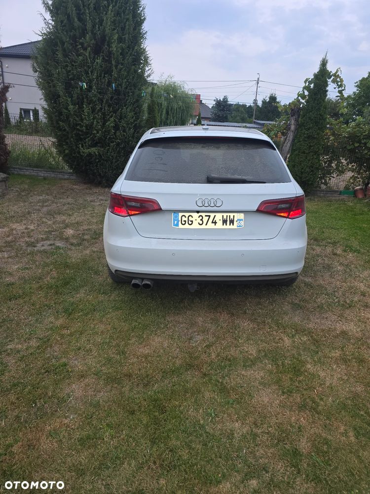 Audi A3 Sportback - 2