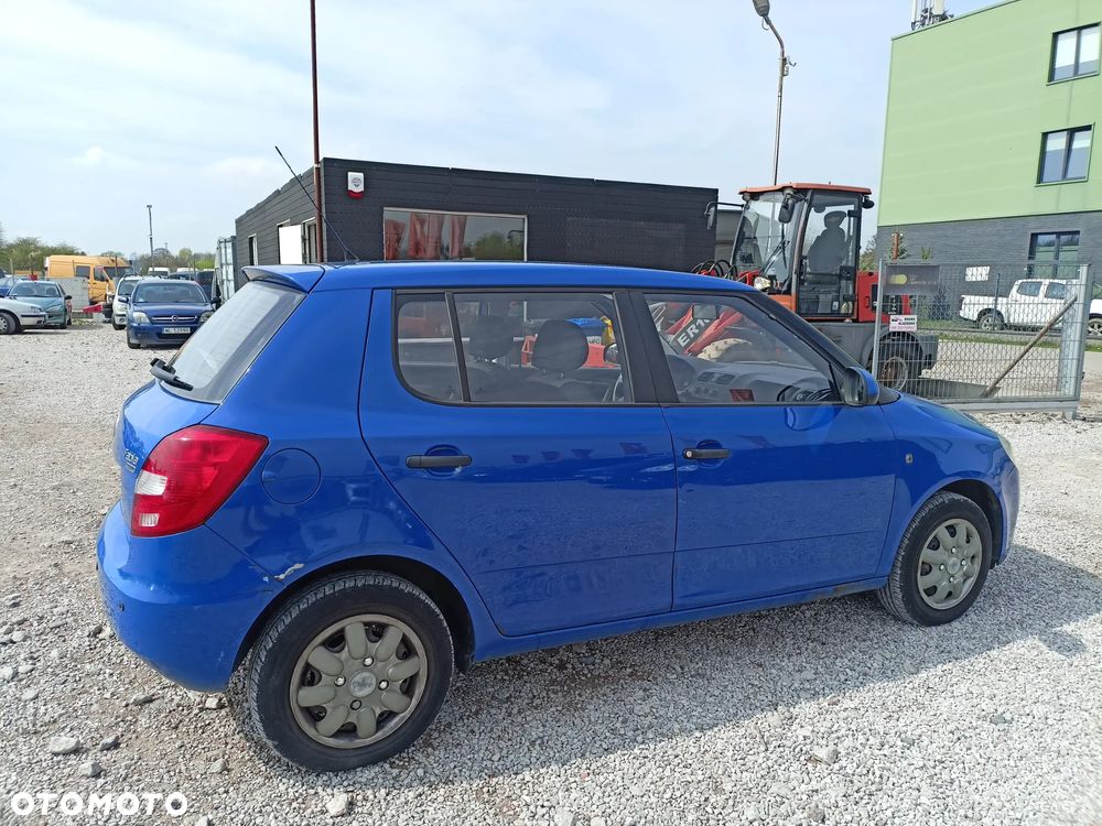 Skoda Fabia - 4