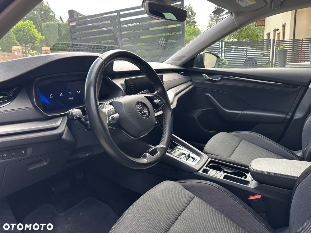 Skoda Octavia 2.0 TDI DSG Premium Edition - 10
