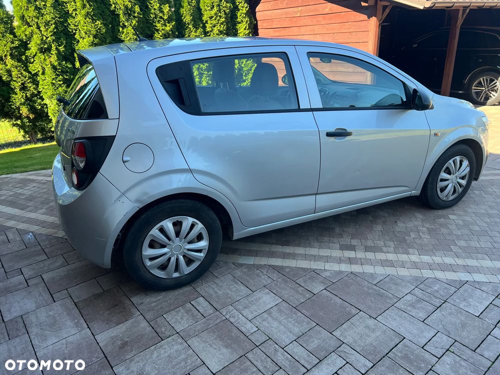 Chevrolet Aveo 1.2 LS - 3