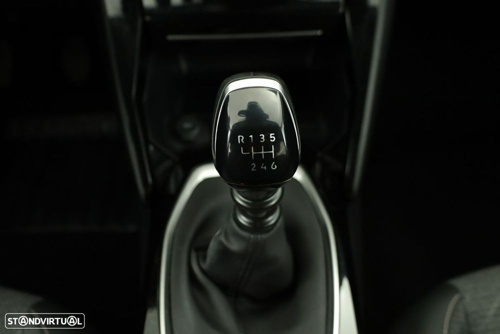 Peugeot 208 1.2 PureTech Allure - 14