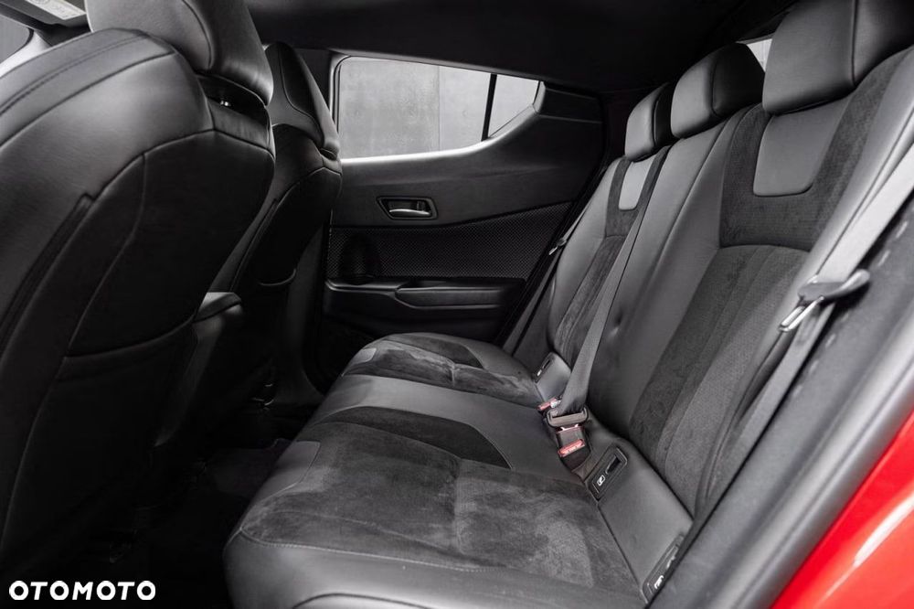 Toyota C-HR Lounge - 26