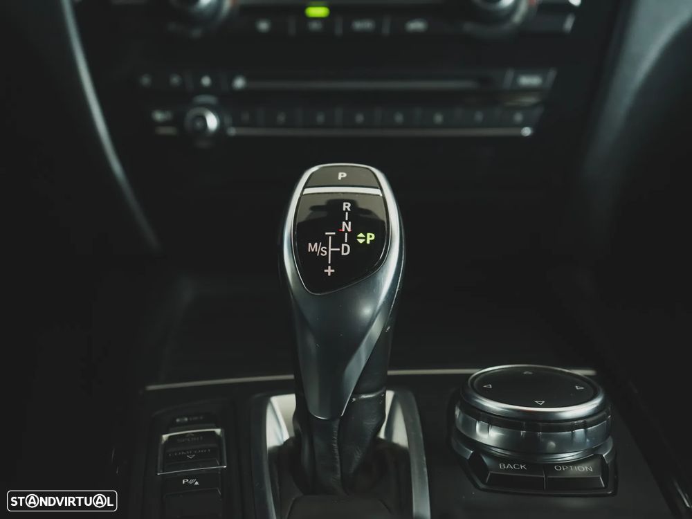 BMW X5 40 d xDrive Pack M 157g - 26