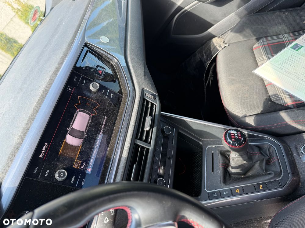 Volkswagen Polo 2.0 TSI OPF GTI - 10