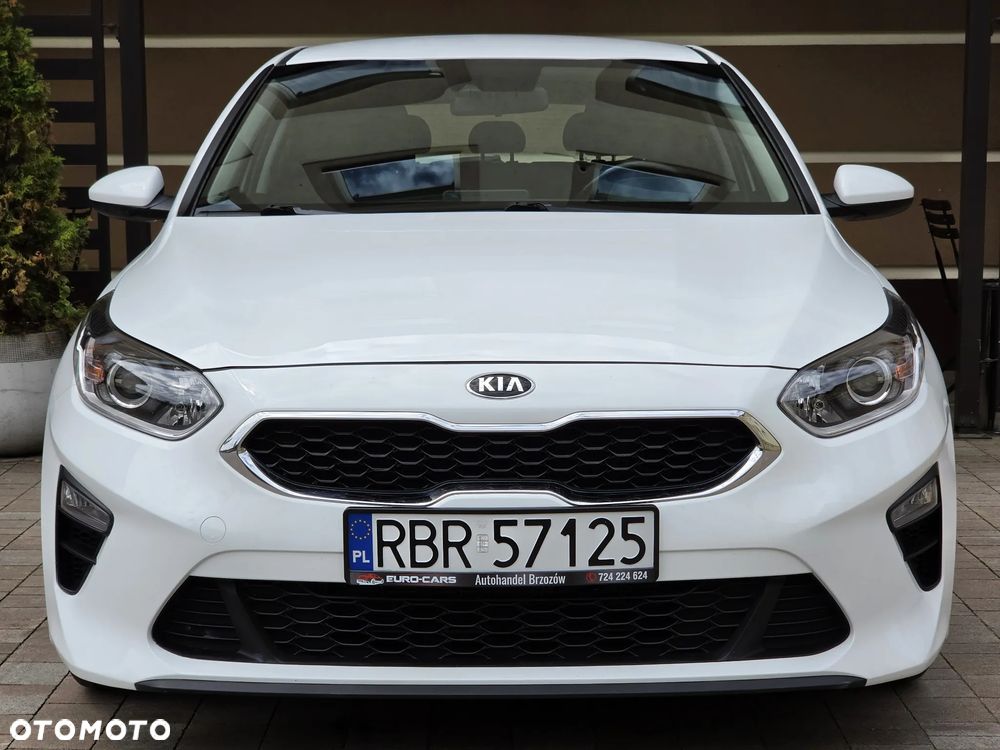 Kia Ceed 1.4 CVVT Attract - 17