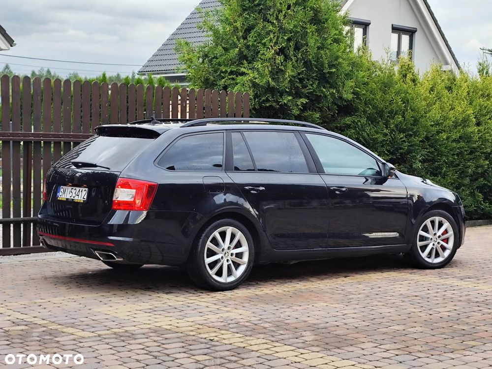 Skoda Octavia 2.0 TDI RS DSG - 3