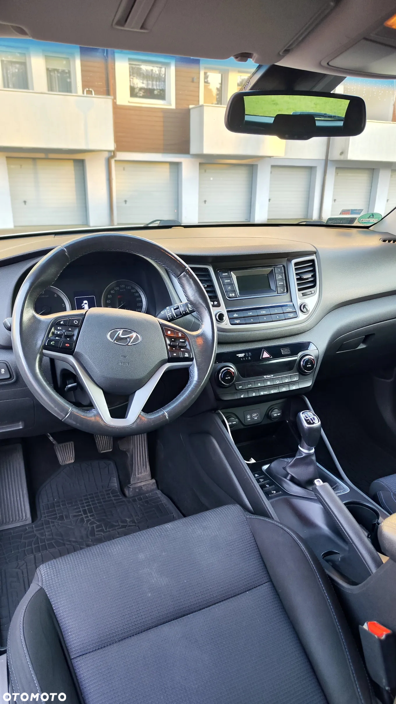 Hyundai Tucson 2.0 CRDI Comfort 4WD - 25