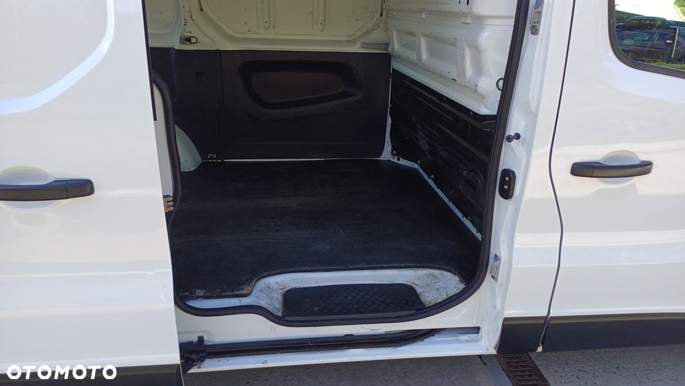 Renault Trafic - 7