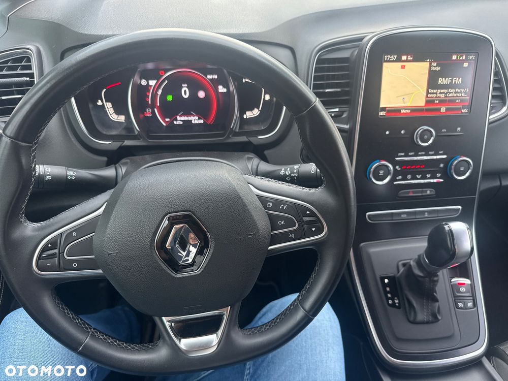 Renault Grand Scenic TCe 140 GPF EDC BUSINESS EDITION - 17