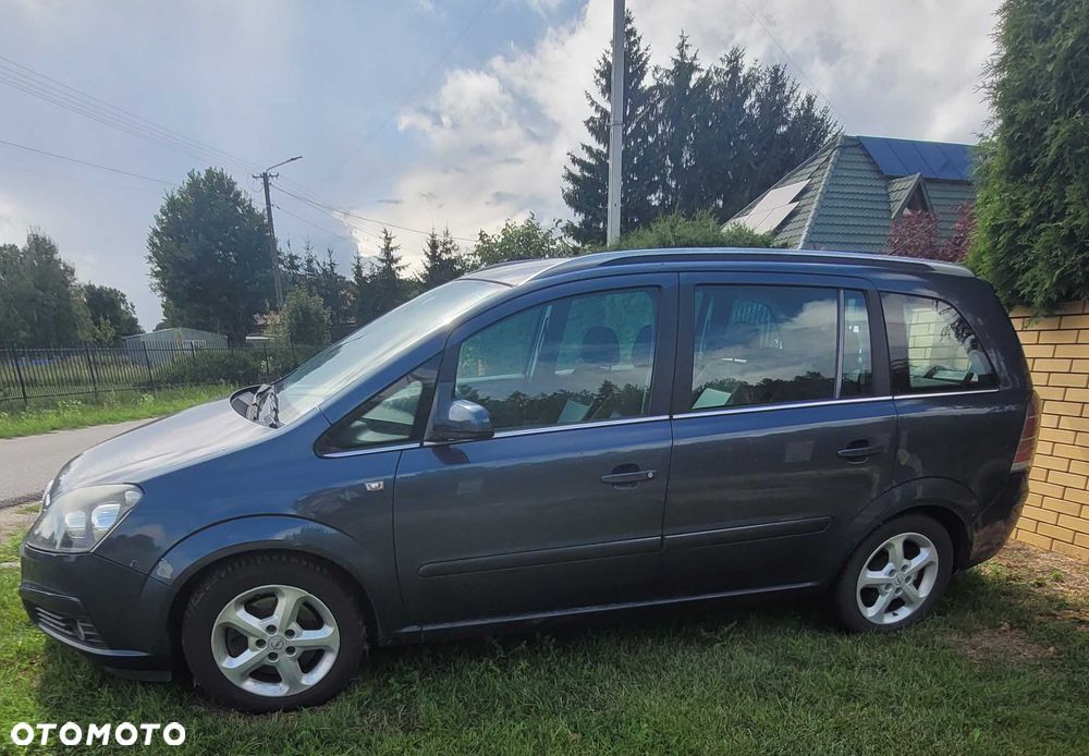 Opel Zafira - 3