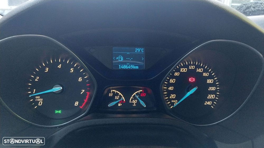 Ford Focus 1.0 SCTi Titanium Best - 8