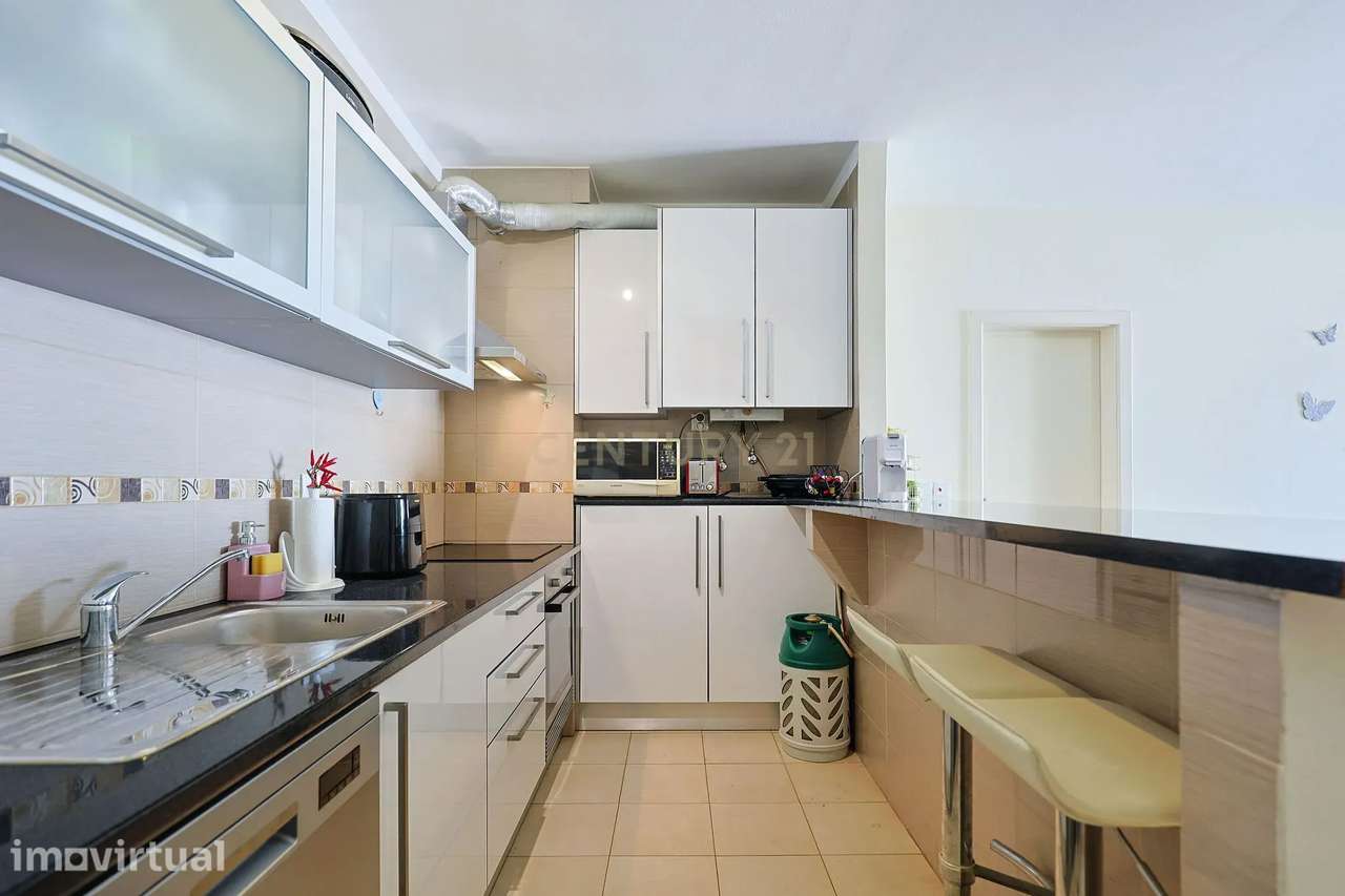 Apartamento T2 com elevador em Setúbal - Grande imagem: 3/21