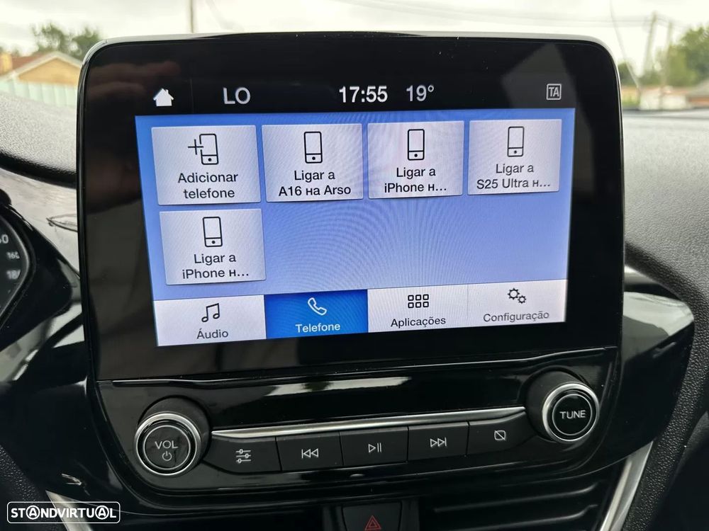 Ford Fiesta 1.0 EcoBoost Hybrid S&S TITANIUM - 37