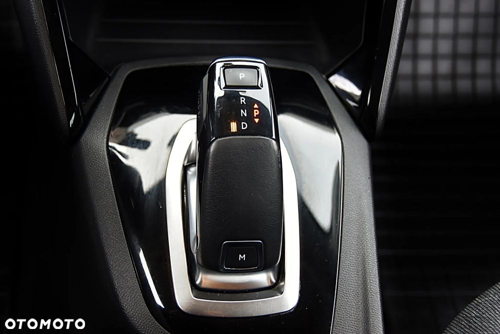 Peugeot 208 1.2 PureTech Allure Pack S&S EAT8 - 33