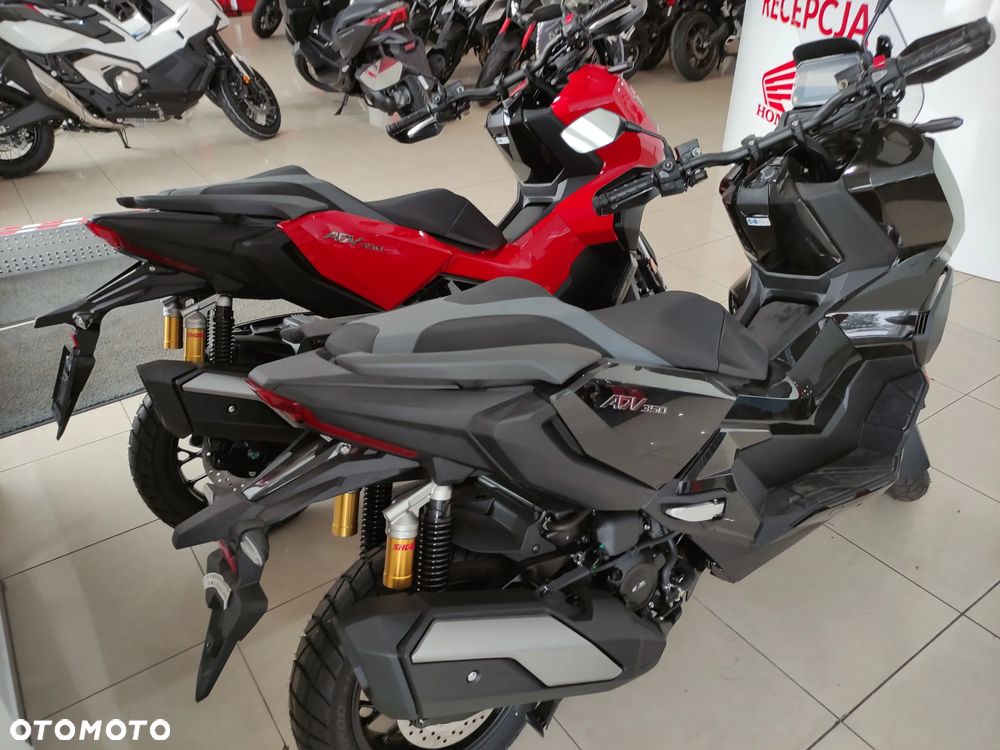 Honda ADV350 - 4