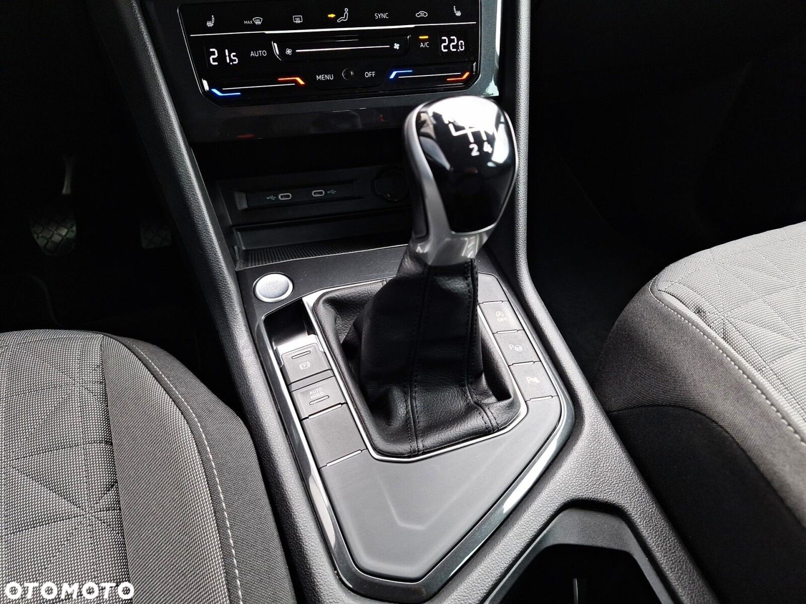 Volkswagen Tiguan 1.5 TSI EVO Life - 15