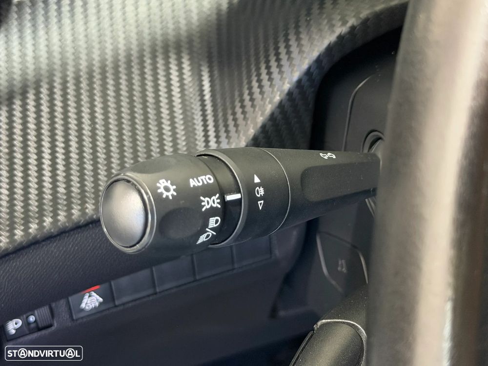 Peugeot e-208 50 kWh Active Pack - 23