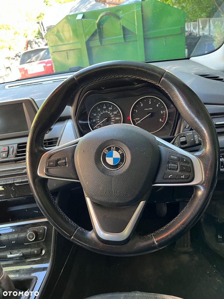 BMW 2 F45 ACTIVE TOURER CZESCI 668 2015 - 26