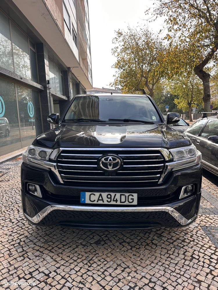 Toyota Land Cruiser Executive - 13