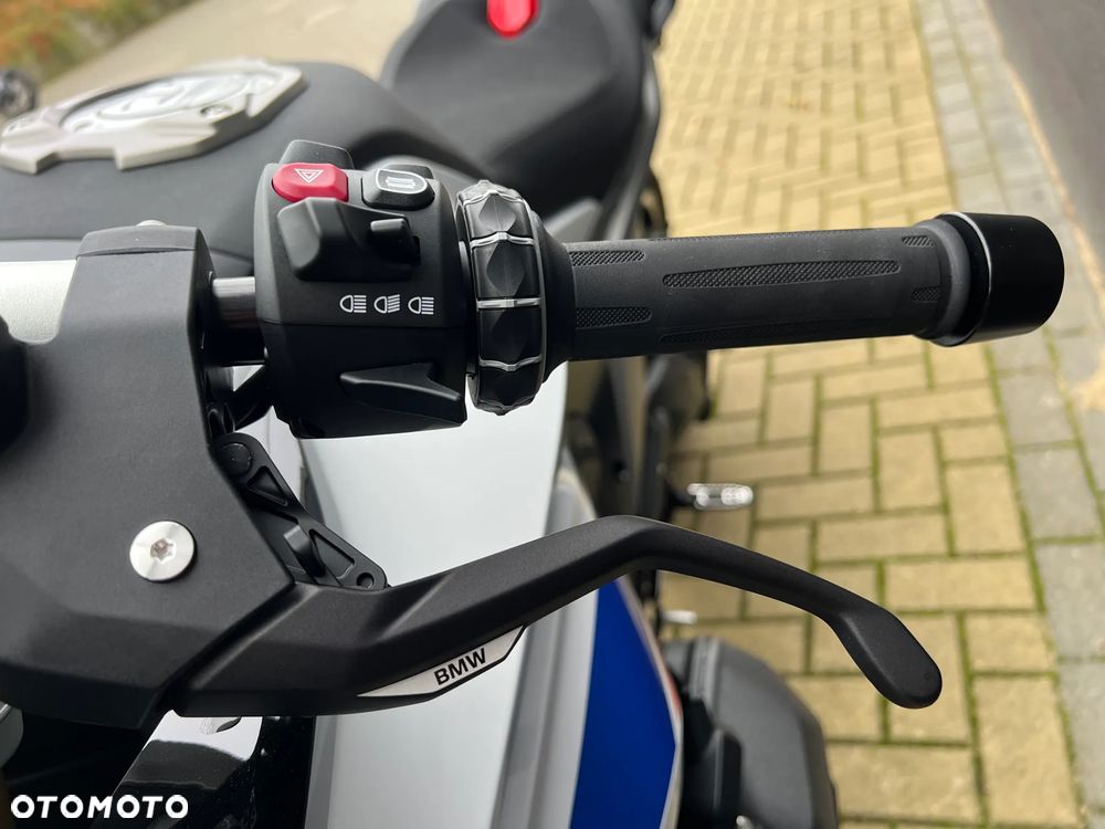 BMW RS - 16