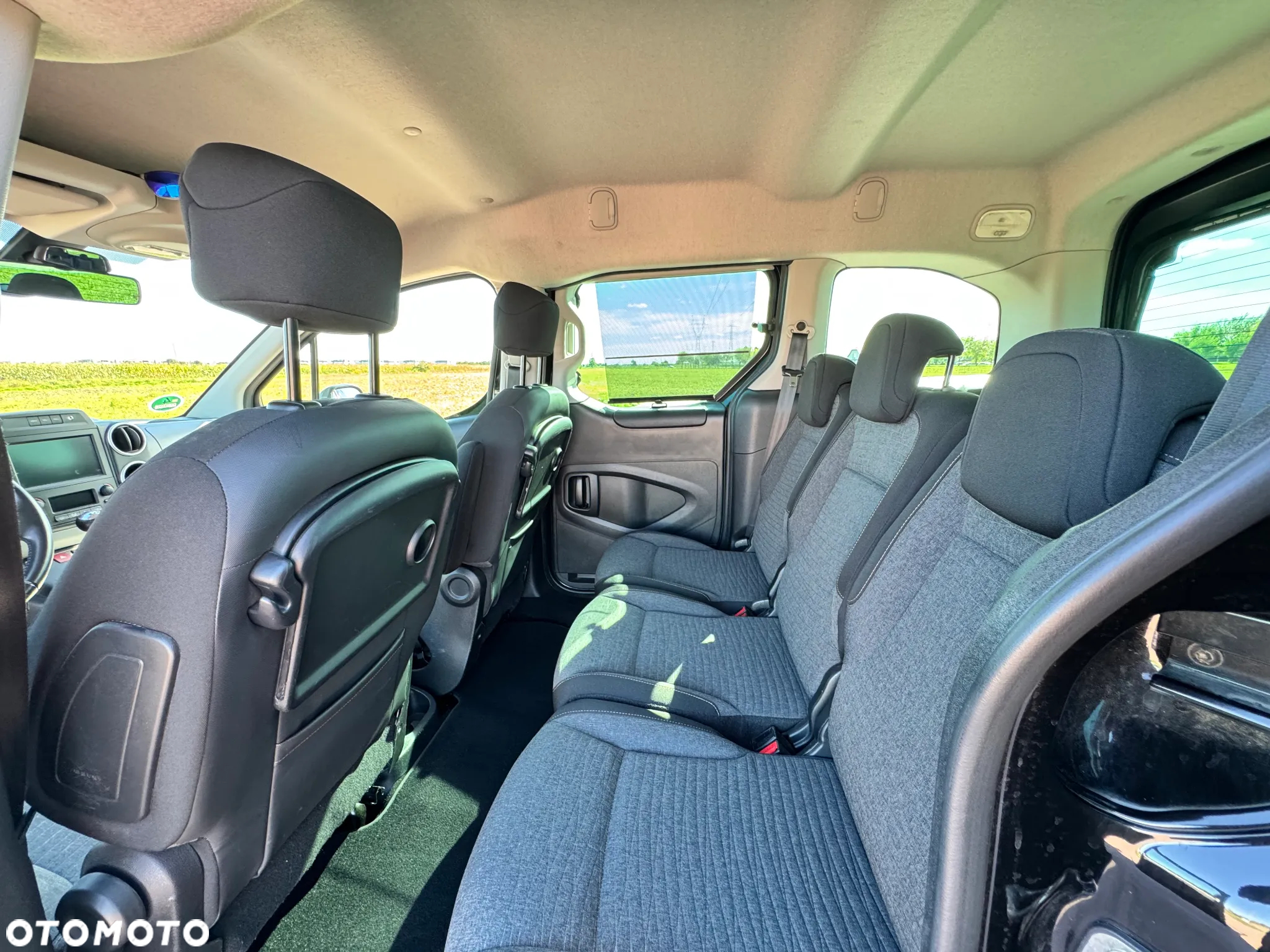 Citroën Berlingo Multispace BlueHDi 120 S&S SHINE - 23