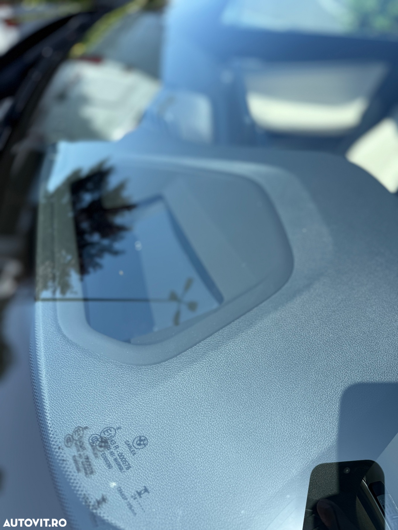 BMW Seria 5 520d xDrive AT - 29