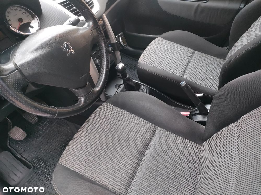 Peugeot 207 1.6 HDi Tendance - 15