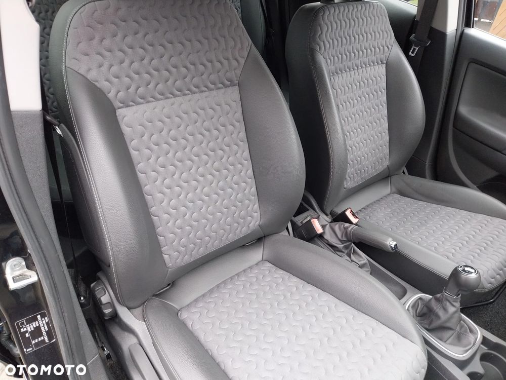 Opel Corsa 1.4 16V Cosmo - 22