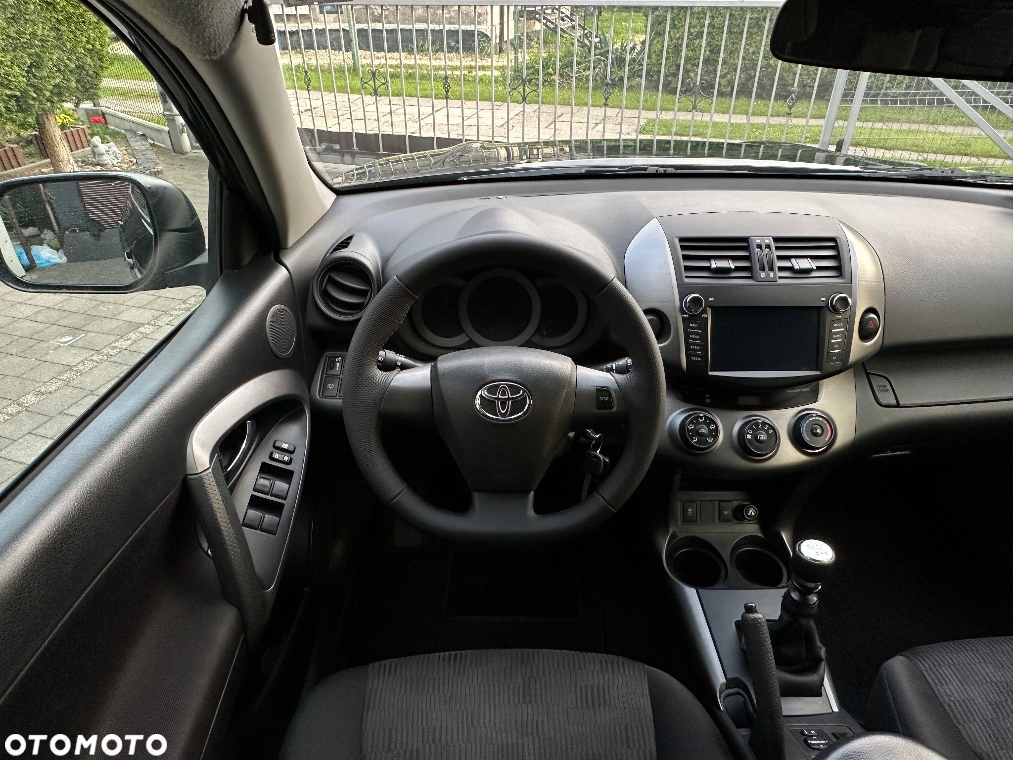 Toyota RAV4 2.0 VVT-i 2010 - 16