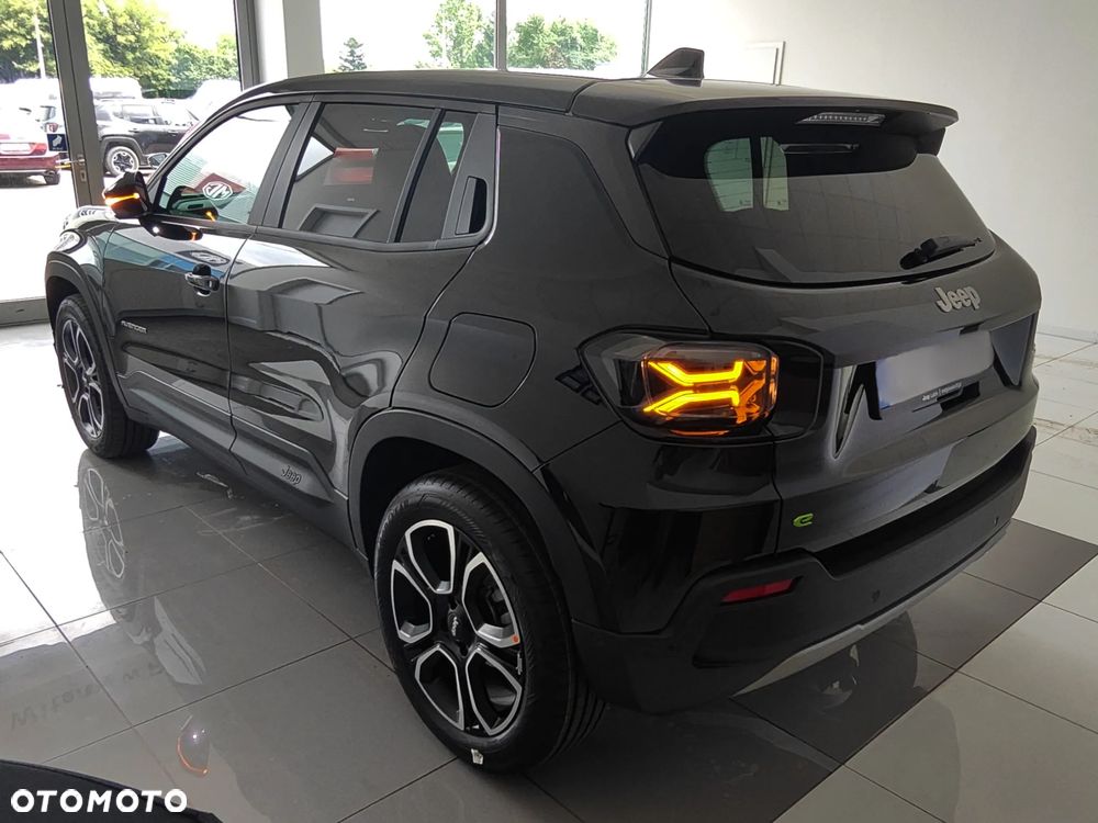 Jeep Avenger 1.2 T3 mHEV Summit FWD eDCT6 - 5