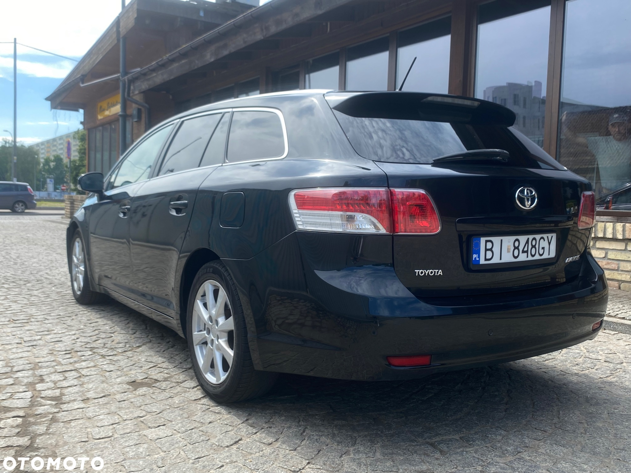 Toyota Avensis 2.2 D-CAT Premium - 5