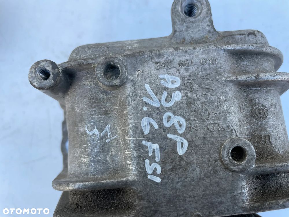 PODUSZKA SILNIKA AUDI A3 8P GOLF V SEAT LEON II TOURAN I 1K0199262J - 2