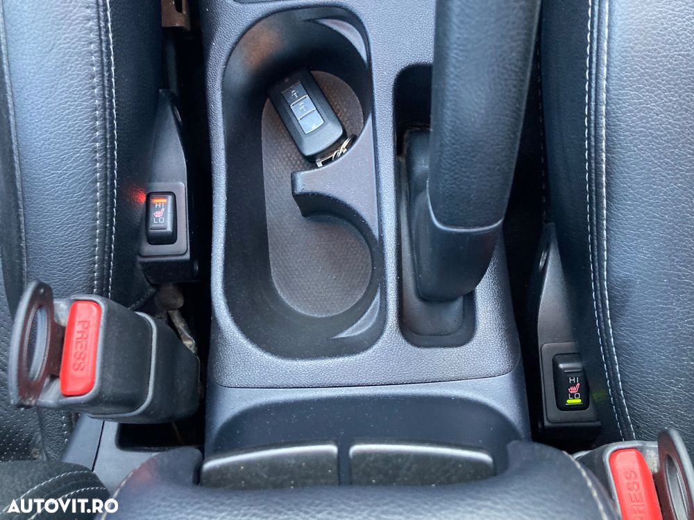 Mitsubishi ASX 1.8 DI-D 4WD Instyle - 24