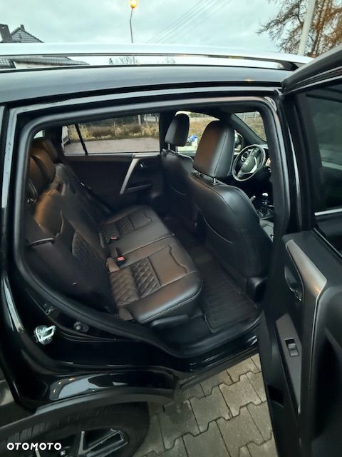 Toyota RAV4 2.0 D-4D Prestige 4x2 - 17