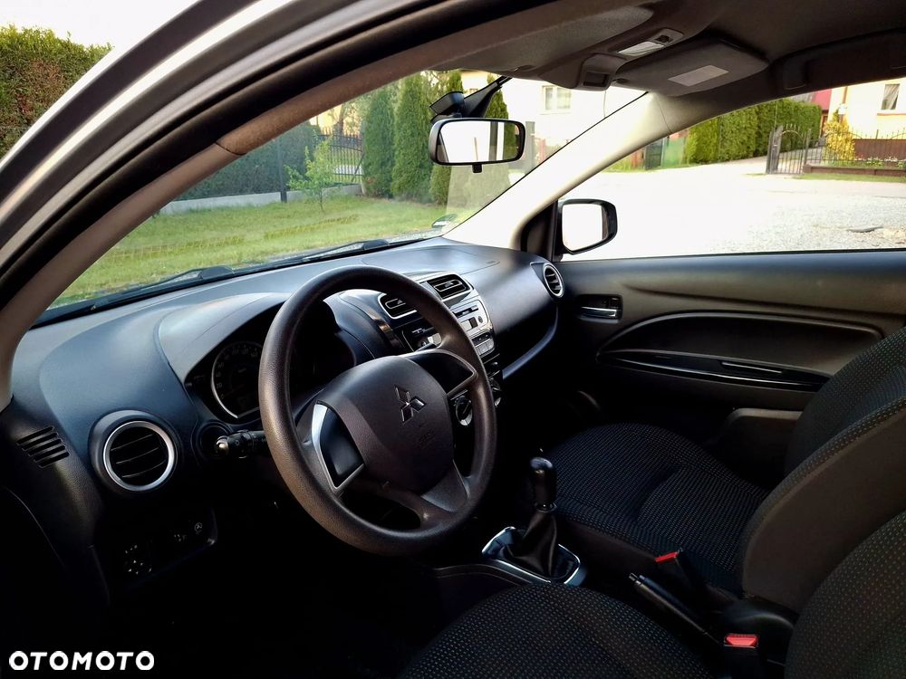 Mitsubishi Space Star 1.2 Intense - 9