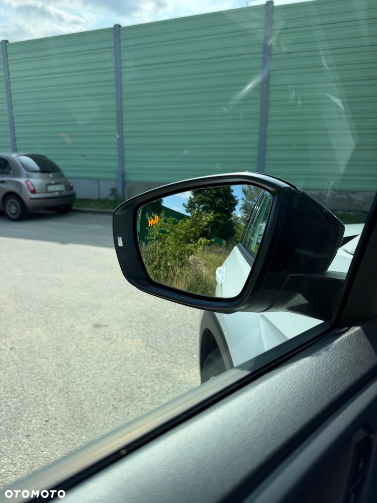Volkswagen T-Cross 1.0 TSI - 9