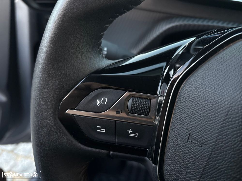 Peugeot e-208 50 kWh Allure Pack - 26