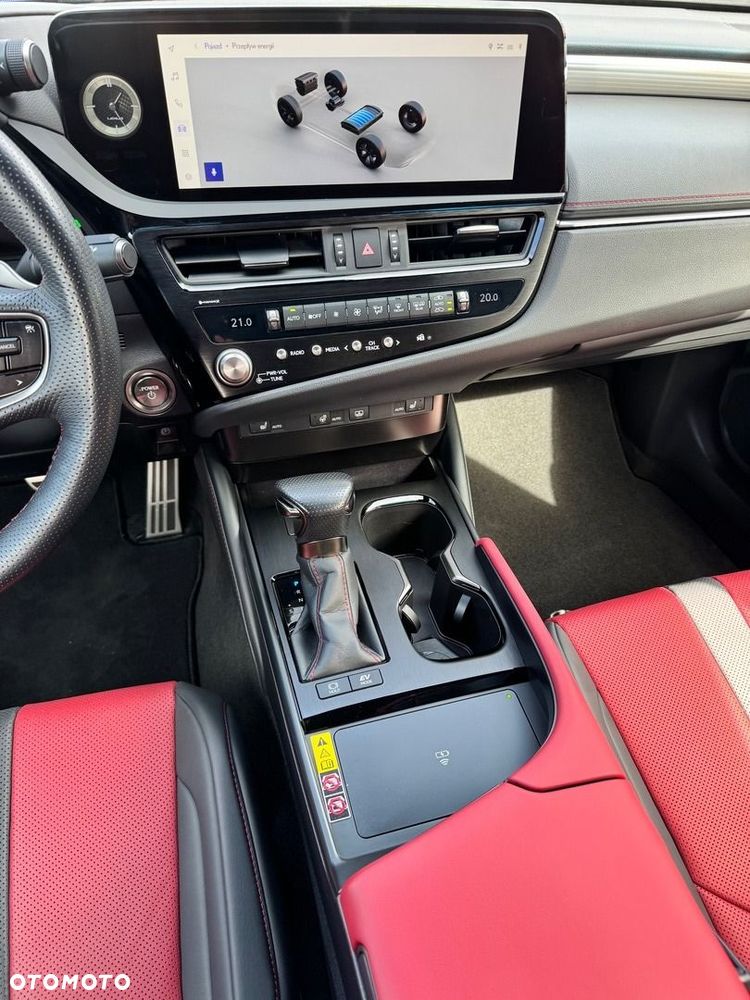 Lexus ES 300h F Sport Edition - 13