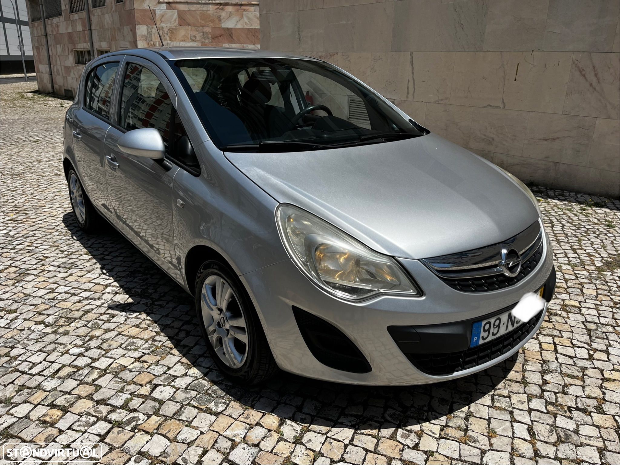 Opel Corsa 1.3 CDTi Enjoy EcoFLEX - 1