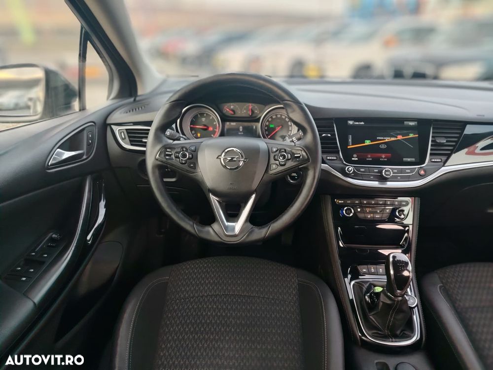 Opel Astra 1.4 Turbo Business - 12