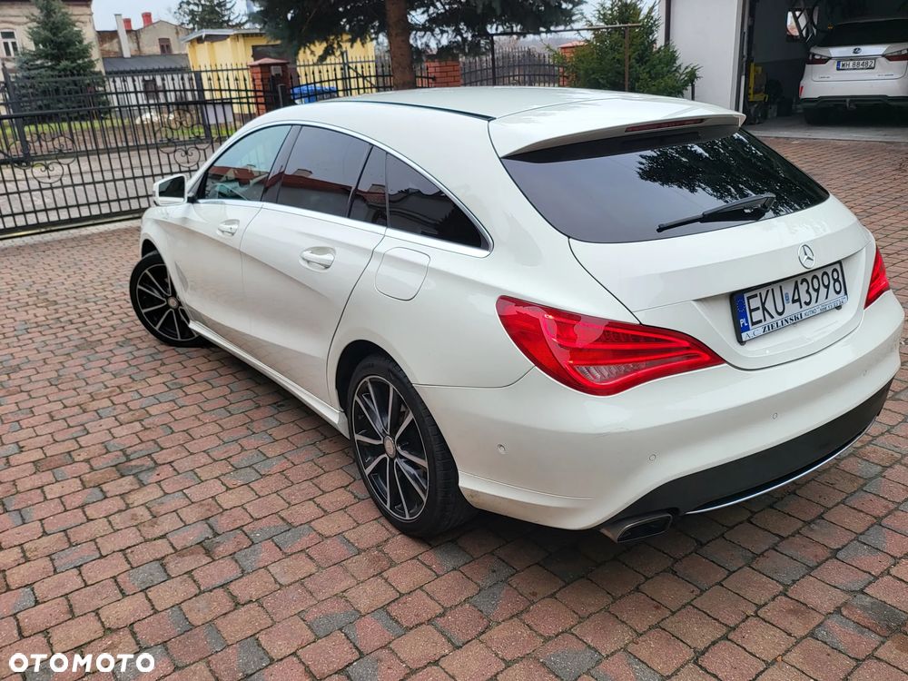 Mercedes-Benz CLA 200 - 11